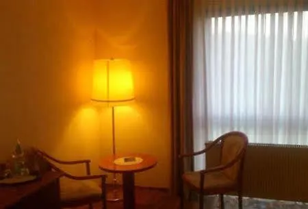 فندق Kannenbaeckerland 3*